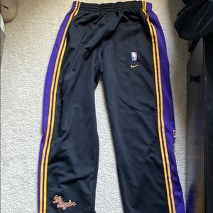 Vintage Nike Lakers sweatpants